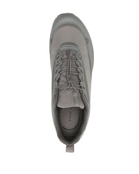 graue niedrige Sneakers von Norse Projects