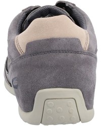 graue niedrige Sneakers von camel active