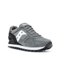 graue niedrige Sneakers von Saucony