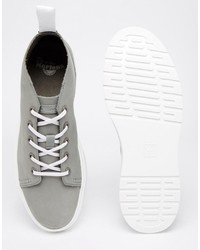 graue niedrige Sneakers von Dr. Martens