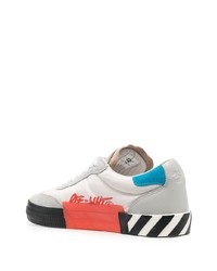 graue niedrige Sneakers von Off-White