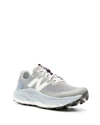 graue niedrige Sneakers von New Balance