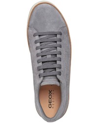 graue niedrige Sneakers von Geox