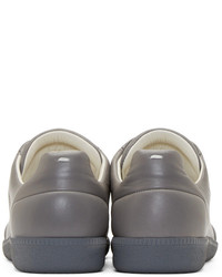 graue niedrige Sneakers von Maison Margiela