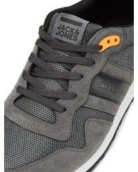 graue niedrige Sneakers von Jack & Jones