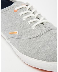 graue niedrige Sneakers von Jack and Jones