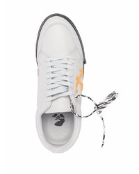 graue niedrige Sneakers von Off-White