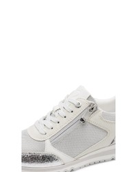 graue niedrige Sneakers von Marco Tozzi