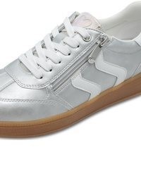 graue niedrige Sneakers von Marco Tozzi
