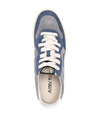 graue niedrige Sneakers von AUTRY