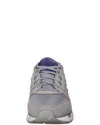 graue niedrige Sneakers von New Balance