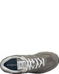 graue niedrige Sneakers von New Balance