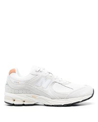 graue niedrige Sneakers von New Balance