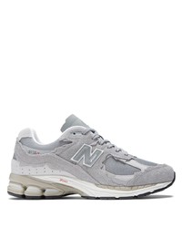 graue niedrige Sneakers von New Balance