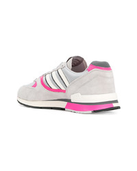 graue niedrige Sneakers von adidas