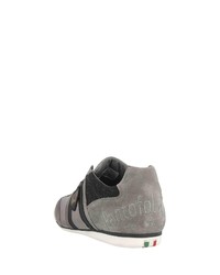 graue niedrige Sneakers von OTTO