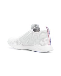 graue niedrige Sneakers von Reebok