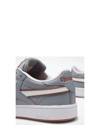graue niedrige Sneakers von Reebok Classic