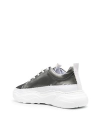 graue niedrige Sneakers von PHILEO PARIS