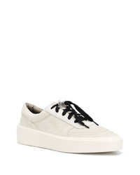 graue niedrige Sneakers von Fear Of God