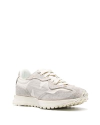 graue niedrige Sneakers von New Balance