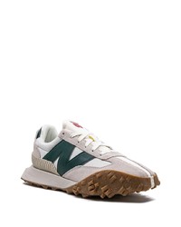 graue niedrige Sneakers von New Balance