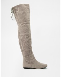 graue Overknee Stiefel aus Wildleder von Daisy Street