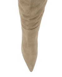 graue Overknee Stiefel aus Wildleder von Yeezy