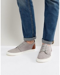 graue Schuhe aus Wildleder von Asos