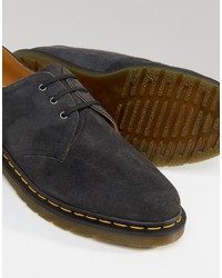 graue Schuhe aus Wildleder von Dr. Martens