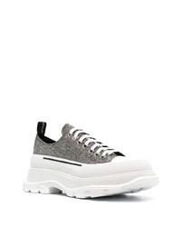 graue Segeltuch niedrige Sneakers mit Karomuster von Alexander McQueen
