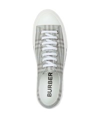 graue Segeltuch niedrige Sneakers mit Schottenmuster von Burberry