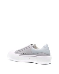 graue Segeltuch niedrige Sneakers von Alexander McQueen