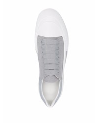 graue Segeltuch niedrige Sneakers von Alexander McQueen