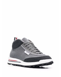 graue Segeltuch niedrige Sneakers von Thom Browne