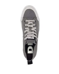 graue Segeltuch niedrige Sneakers von Diesel