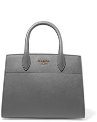 graue Shopper Tasche aus Leder mit Reliefmuster von Prada