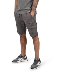 graue Shorts von INDICODE