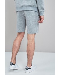 graue Shorts von next