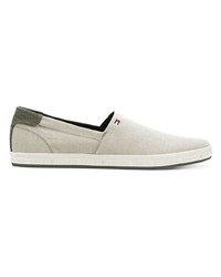 graue Slip-On Sneakers aus Segeltuch von Tommy Hilfiger