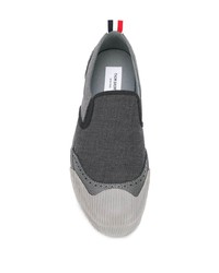 graue Slip-On Sneakers aus Segeltuch von Thom Browne