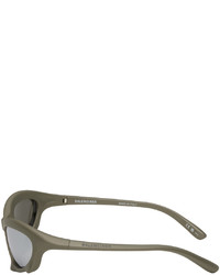 graue Sonnenbrille von Balenciaga