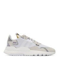 graue Sportschuhe von adidas Originals