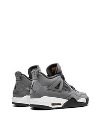 graue Sportschuhe von Jordan