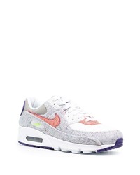 graue Sportschuhe von Nike