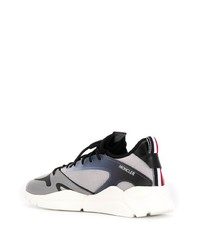 graue Sportschuhe von Moncler