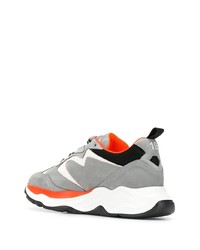 graue Sportschuhe von MSGM