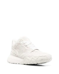 graue Sportschuhe von Alexander McQueen