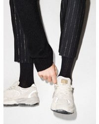 graue Sportschuhe von Golden Goose