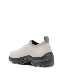 graue Sportschuhe von A-Cold-Wall*